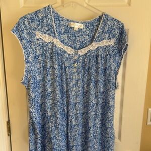 Blue Floral Women's Nightgown